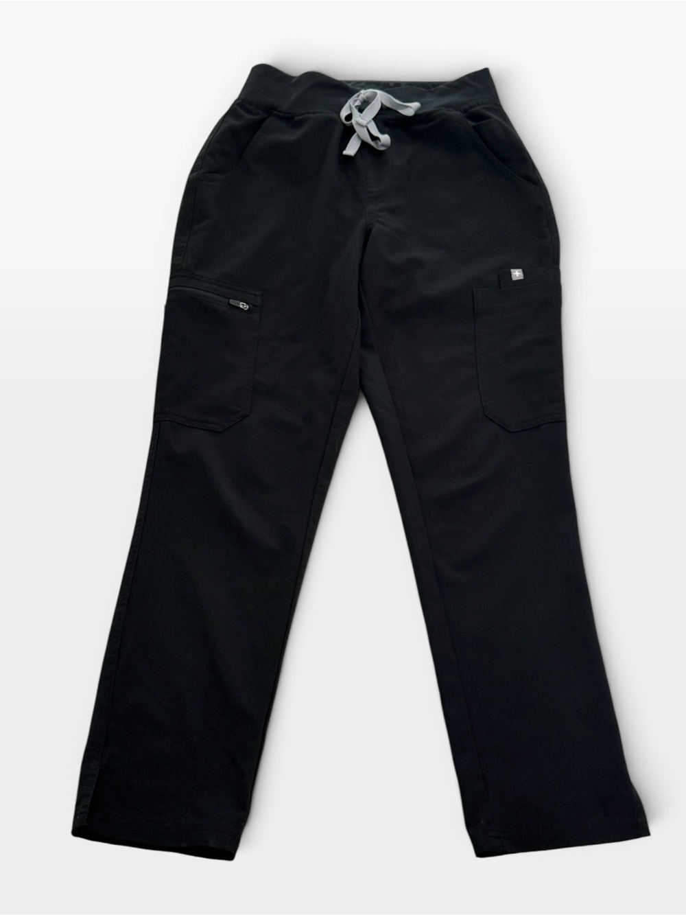 FIGS Women’s Black Cargo Scrub Pants Size XS / Petite